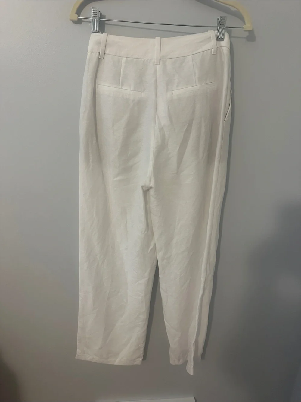Aritzia Effortless Pants- White linen high rise size 2 (short)